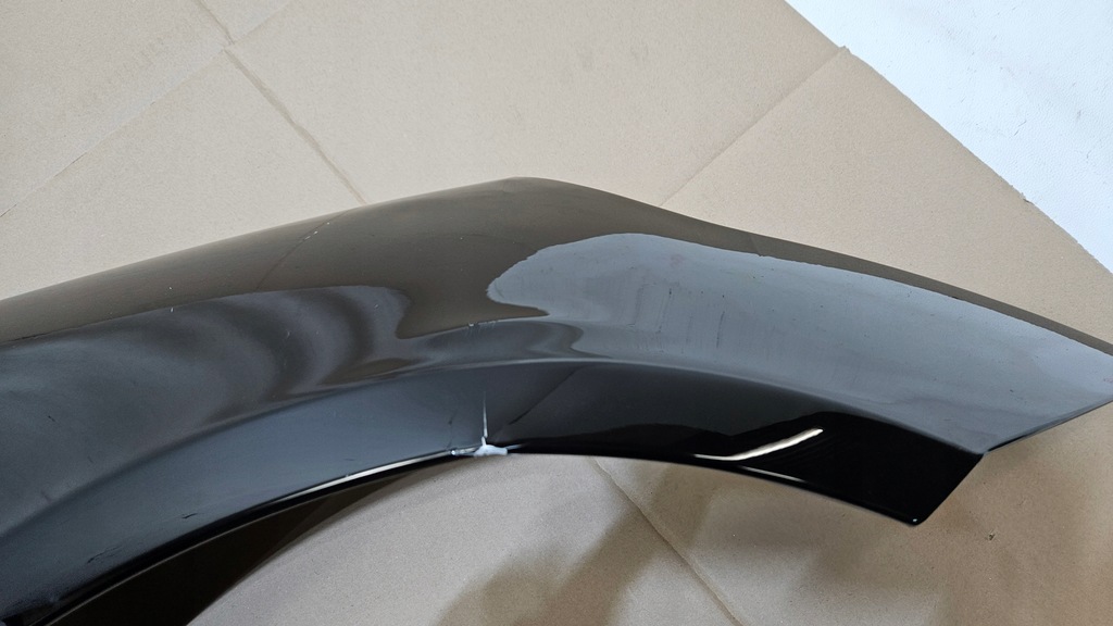 фото №7, Крила правий перед передній ferrari ff 150 оригінальний