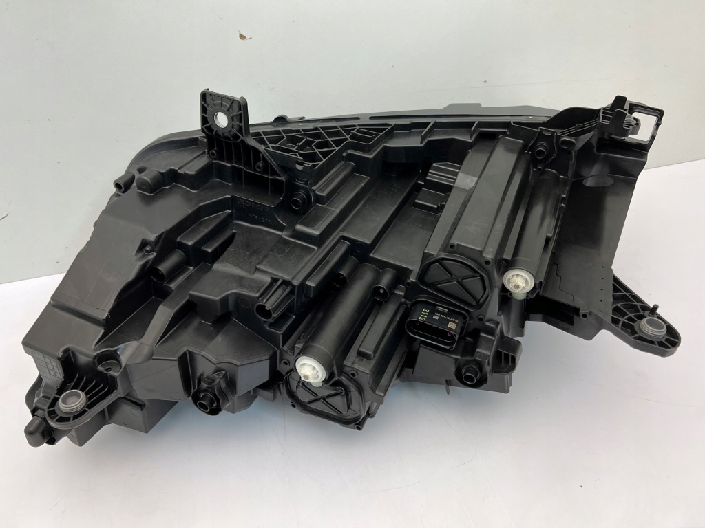 фото №7, Skoda enyaq 5lb лампа правая full led crystal n 21-