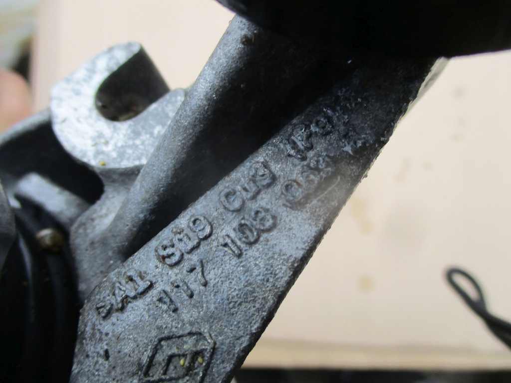 фото №6, Кронштейн генератора 117108063r renault captur 0.9tce