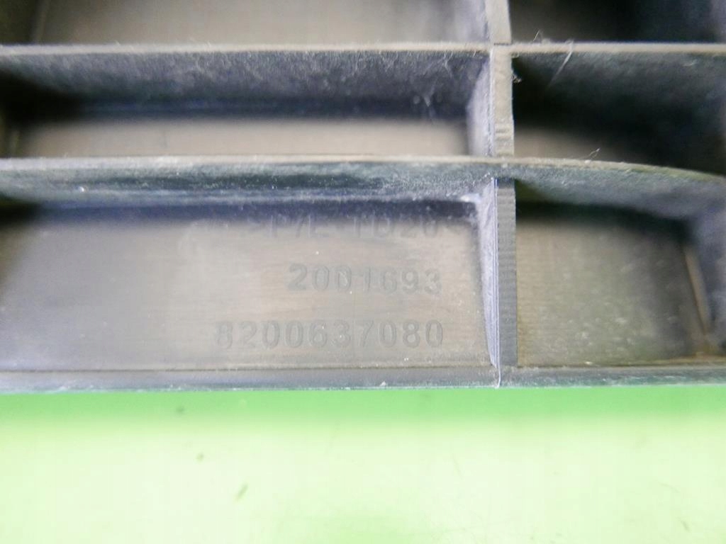 фото №5, Напрямна бампера середина задня renault twingo ii phi