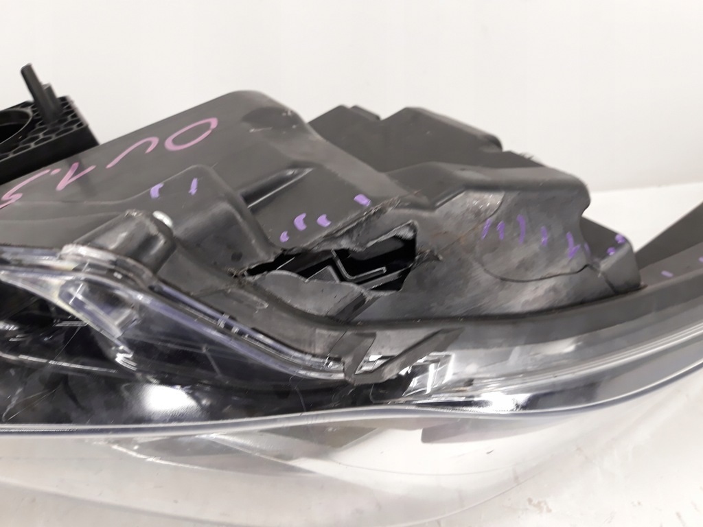 фото №14, Лампа перед права 81110-f4170 toyota chr led