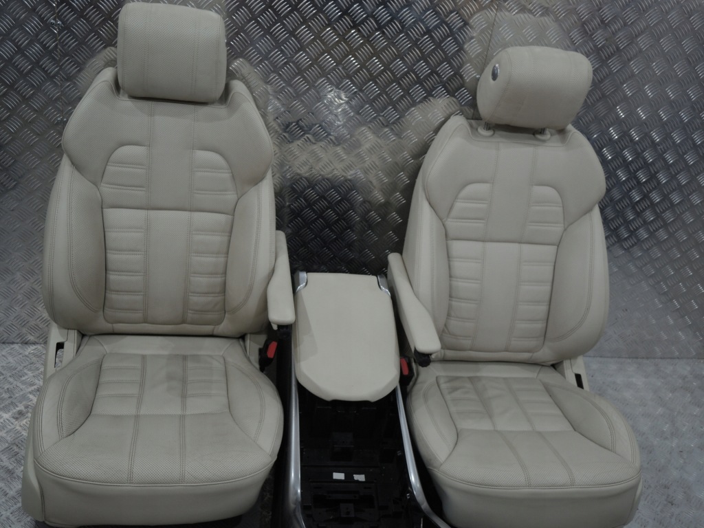 фото №1, Сидіння заднє сидіння з підігрівом вентильовані обшивки шкіра range rover sport l494