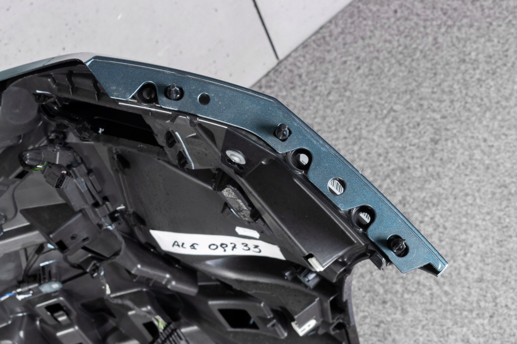 фото №15, Bmw ix i20 бампер передний перед датчики m-pakiet blue ridge металлик c35