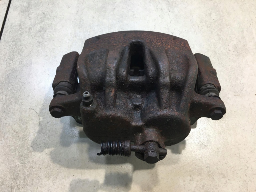 фото №1, Супорт гальмівний правий перед discovery iii 2.7 td