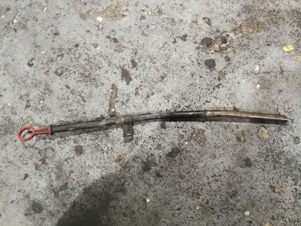 фото №1, Щуп щуп оливи m40 bmw e30 160