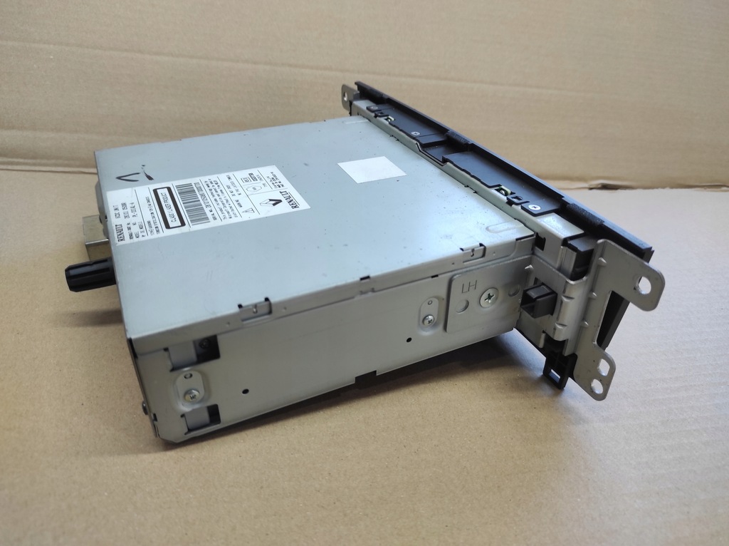 фото №4, Радио cd nav renault latitude 281010508r