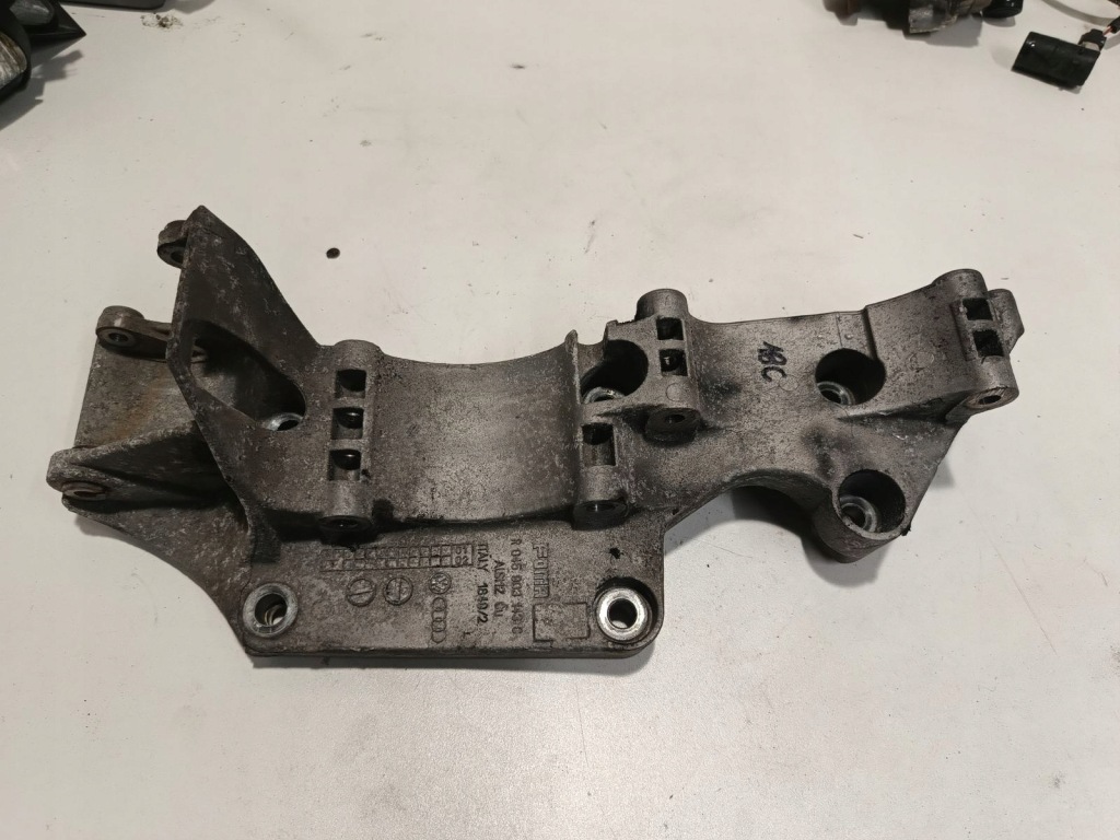 Кронштейн генератора vw audi skoda seat r045903143c Недорого