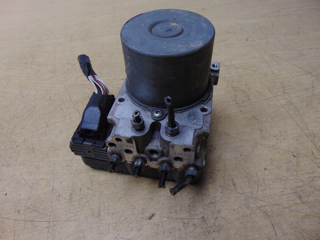 фото №8, Насос abs блок керування toyota rav4 iv 2.2 44540-42311