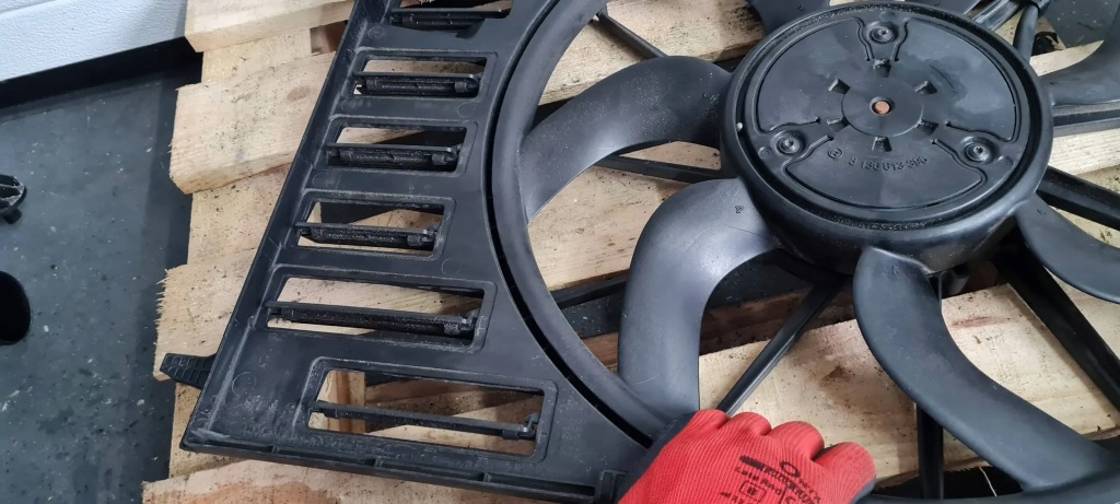 Q7 4m 2 вентилятор радіатора 3.0 tdi 8w0121003b 8w0959455c a4 b9 8w a5 Зі Шроту