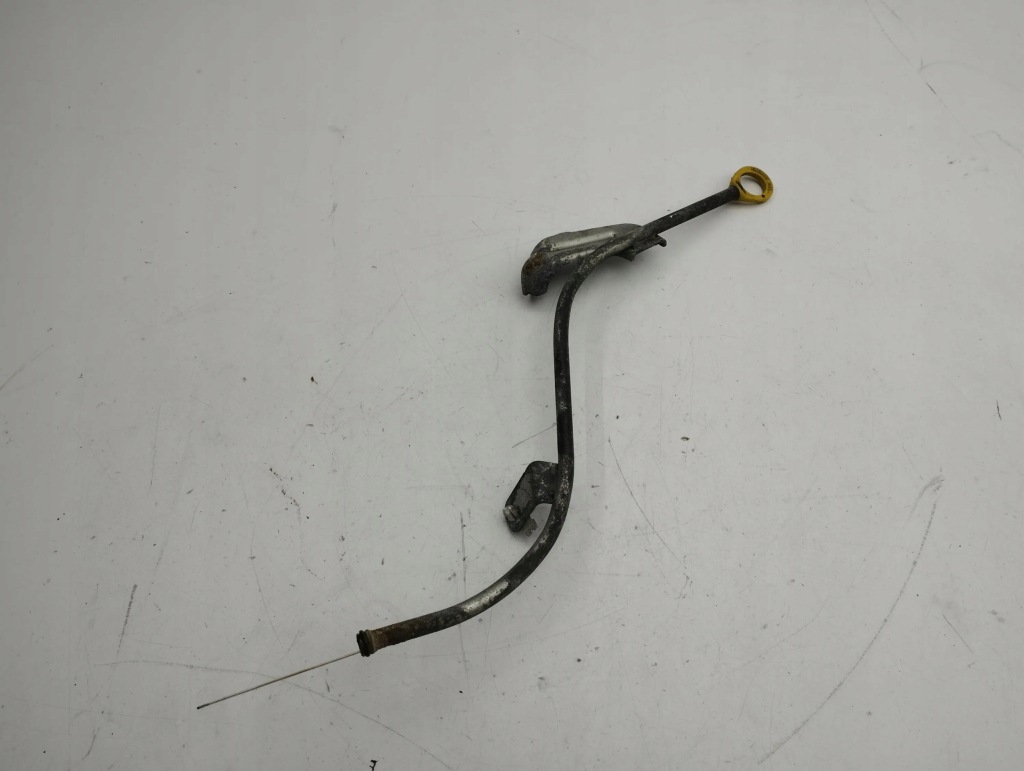 фото №1, Toyota c-hr i 2017 щуп рівня оливи