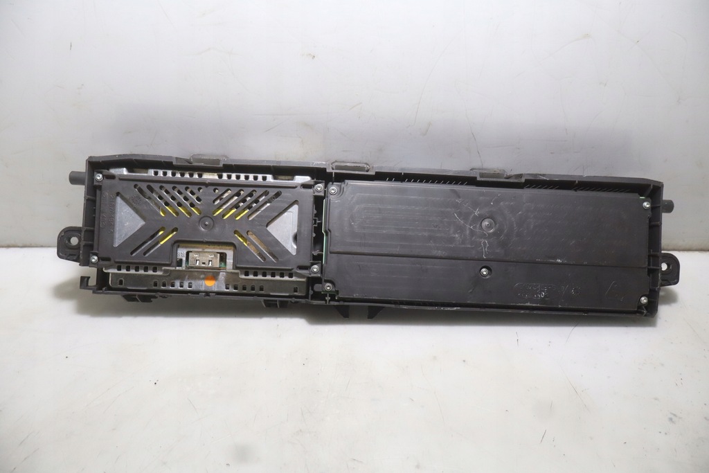 фото №3, Приборы с дисплей renault megane scenic ii 1.5dci