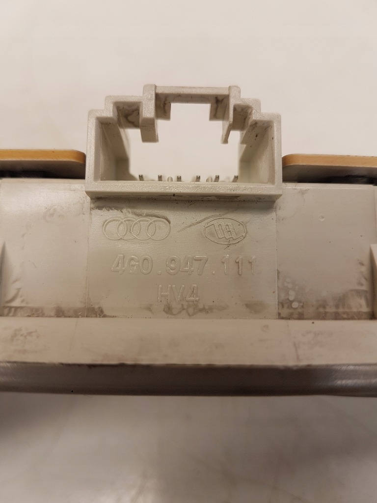 фото №6, Лампа освещение кабины audi a6 c7 4g0947111