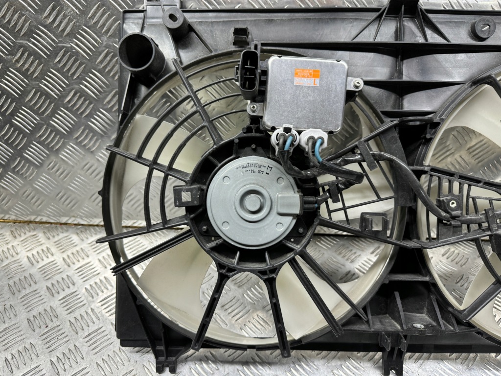 фото №3, Lexus rc300 h rc300h корпус вентилятора вентилятор smgło lexus