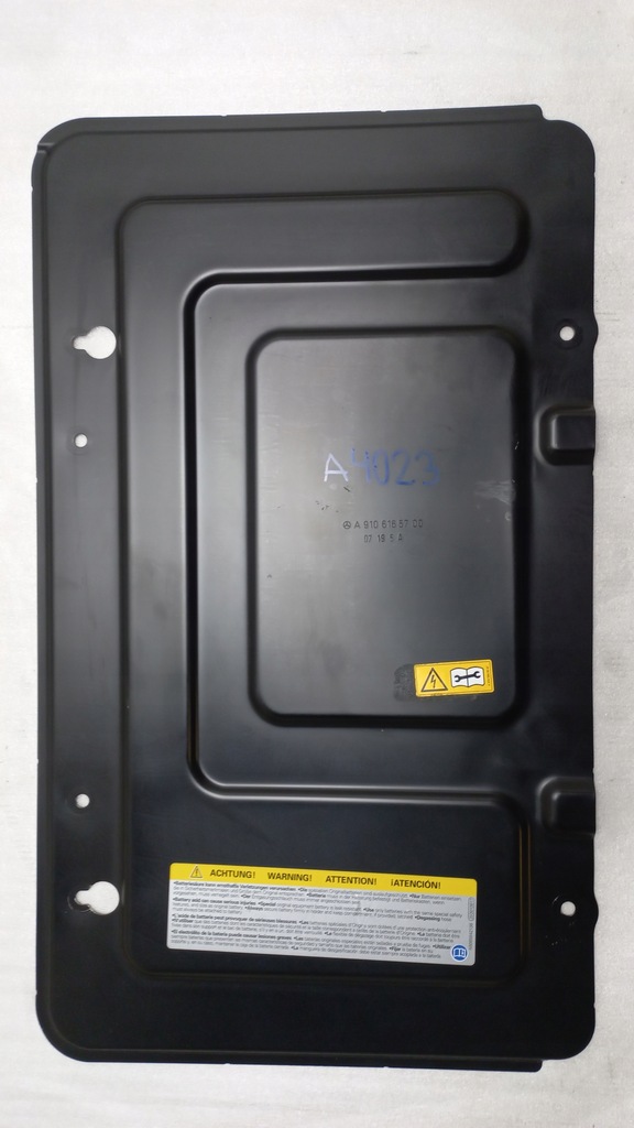 фото №1, Sprinter 907 910 защита крышка аккумулятор