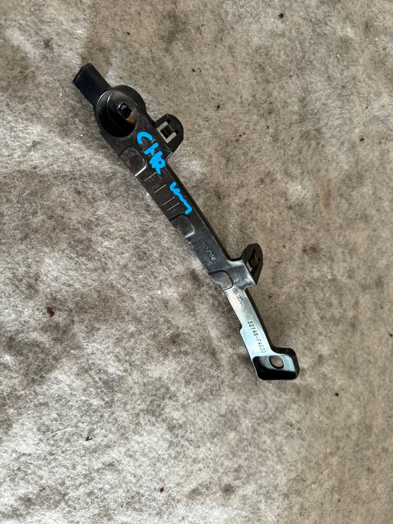 фото №1, Toyota chr лівий напрямна кронштейн