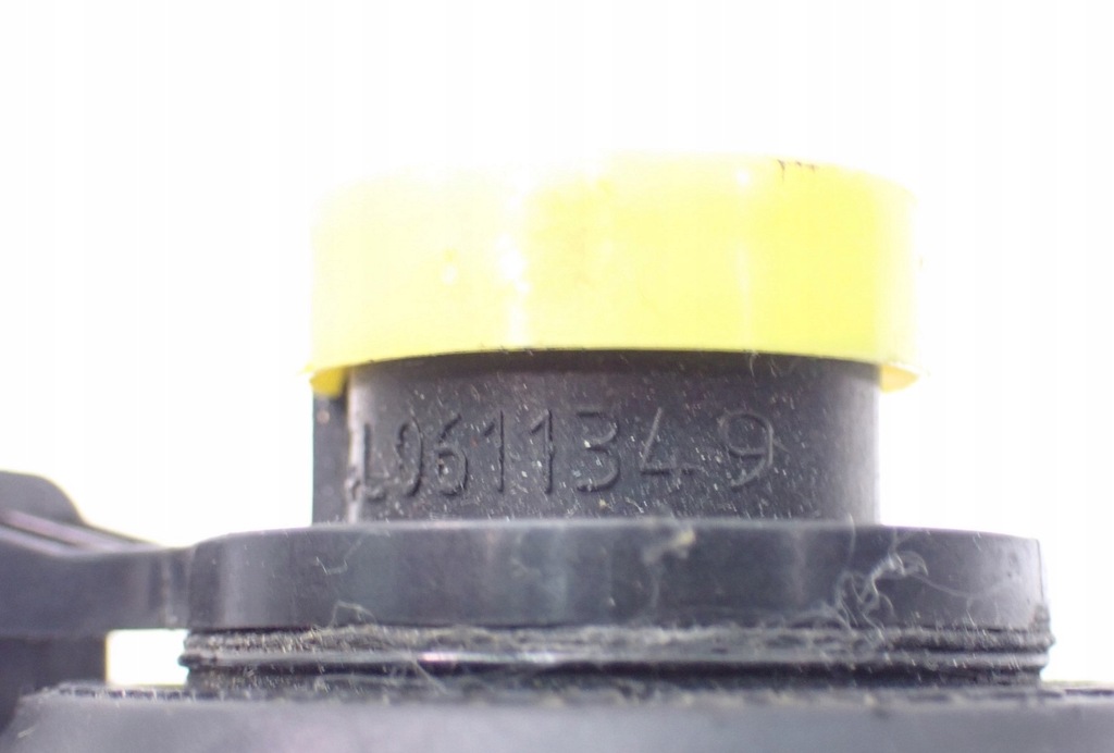 фото №9, Крышка бачок wyrównawy audi q7 4l 4l0611349