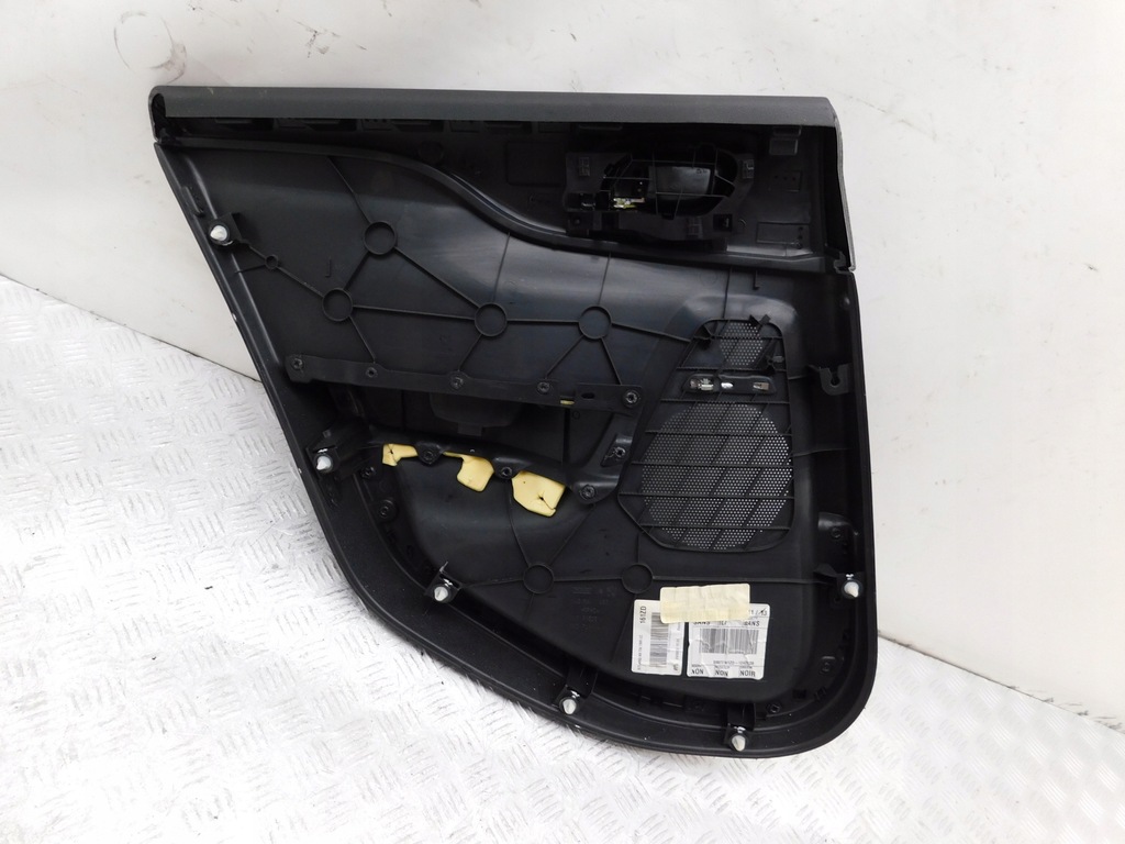 фото №8, Обшивка правий задня 96877161zd - citroen ds4 10-16