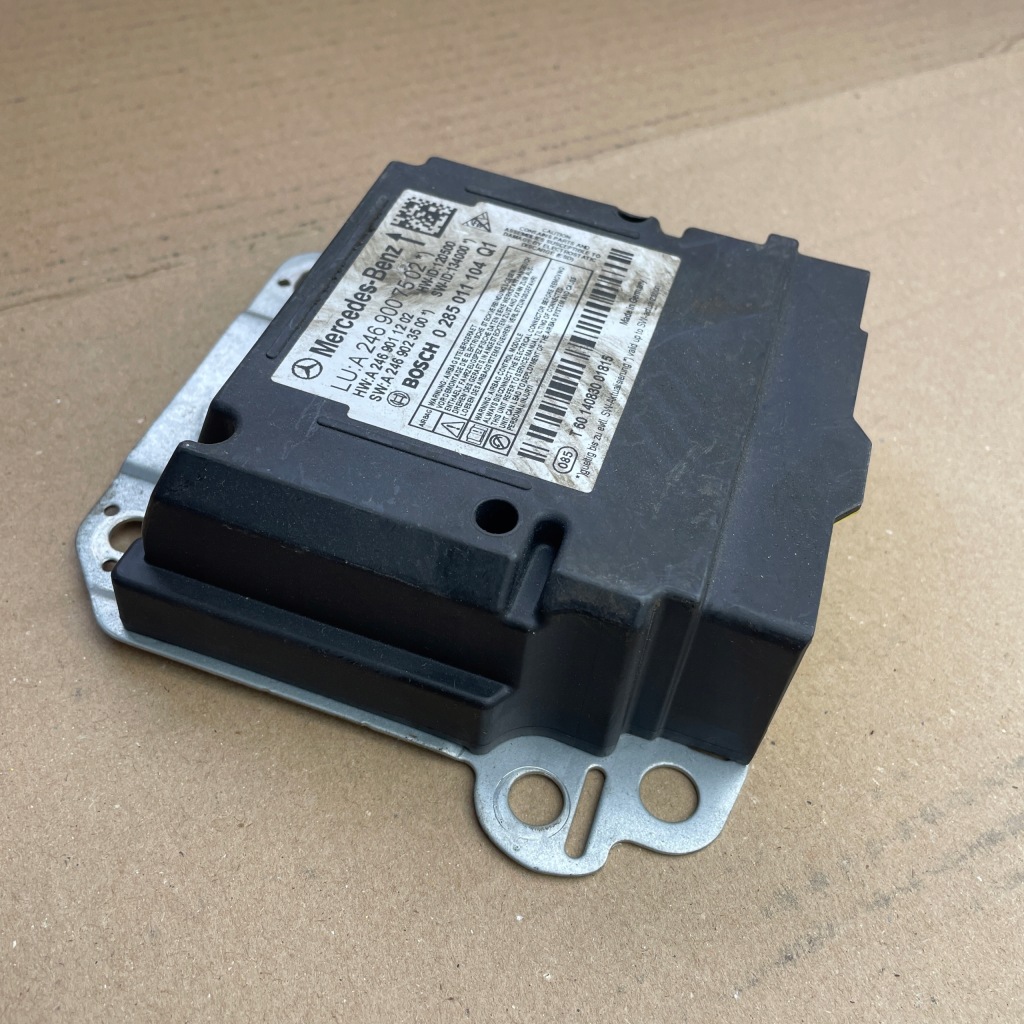 Mercedes b w246 блок керування модуль датчик air bag a2469007502 0285011104 Зі Шроту