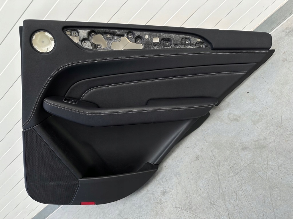 фото №1, Обивка дверь обшивка prawywy задний задняя mercedes mercedes ml w166