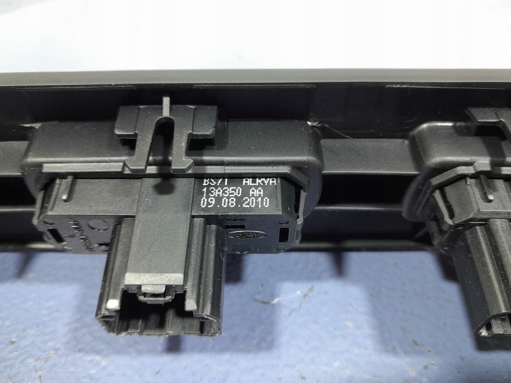 фото №9, Ford mondeo mk4 lift захист рамка радіо панель кондиціонера bs71-18522