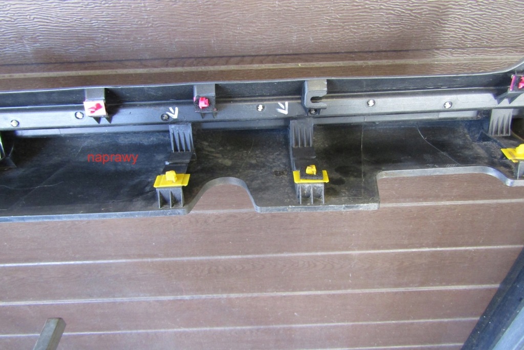 фото №12, Молдинг поріг ліва hyundai ioniq 5 21- поріг