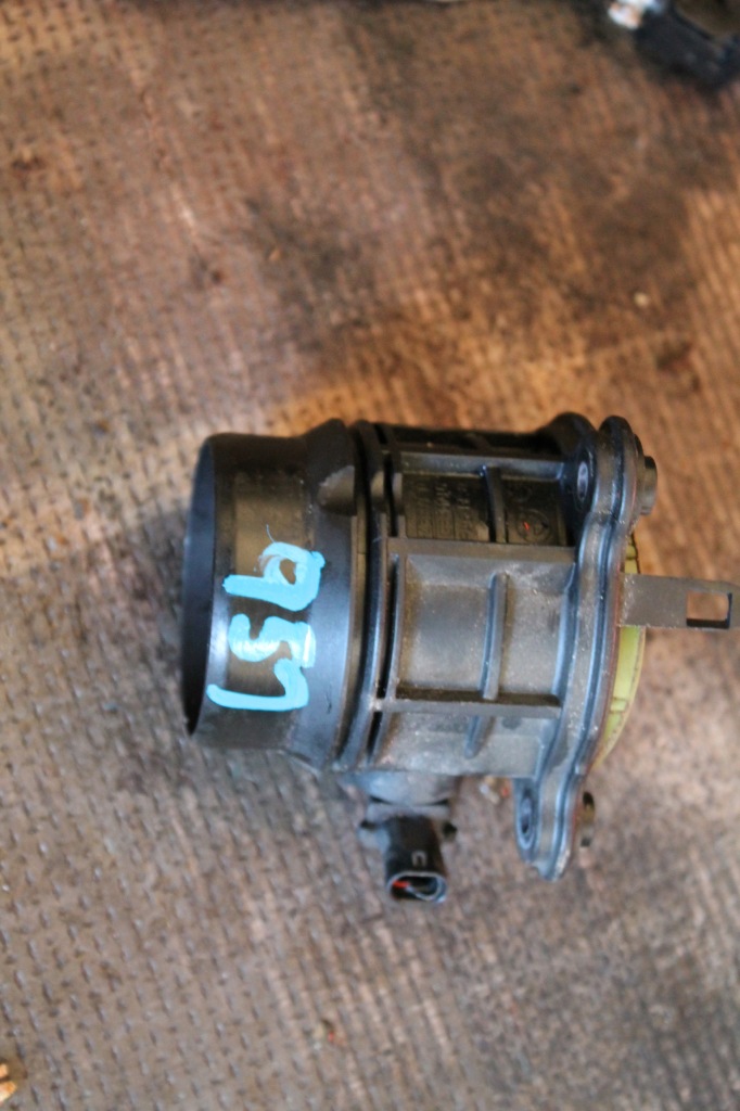 фото №1, 951. патрубок шланг воздуха bmw 8471884