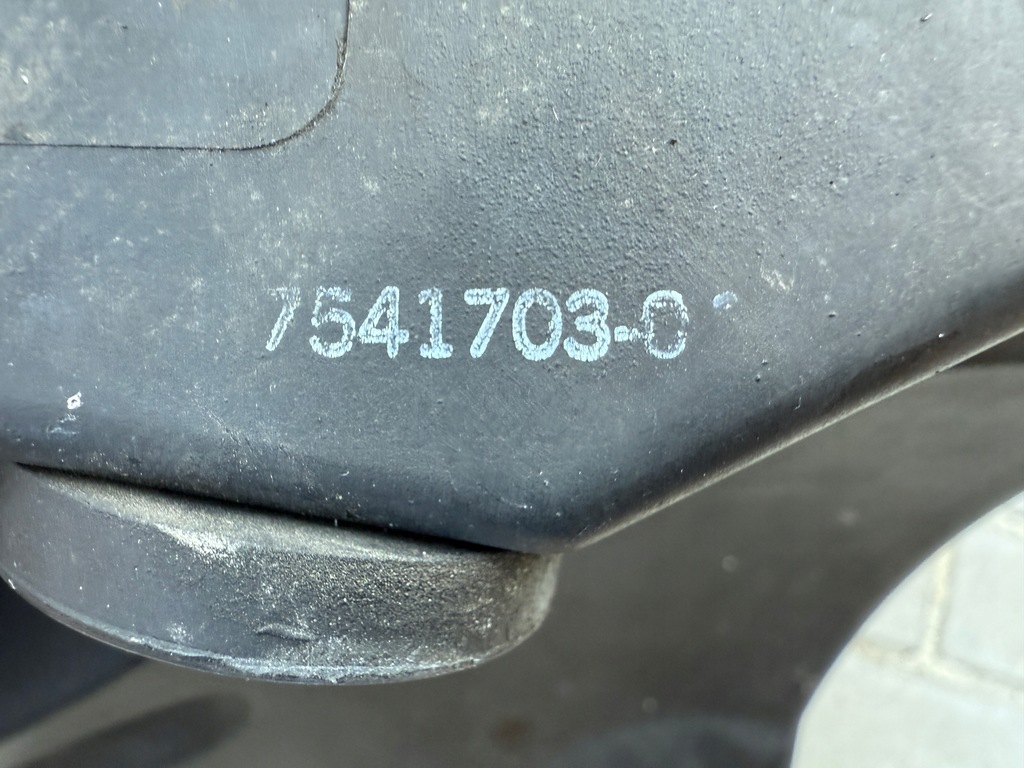 фото №6, Корпус фильтра воздуха bmw z4 e85 7541703