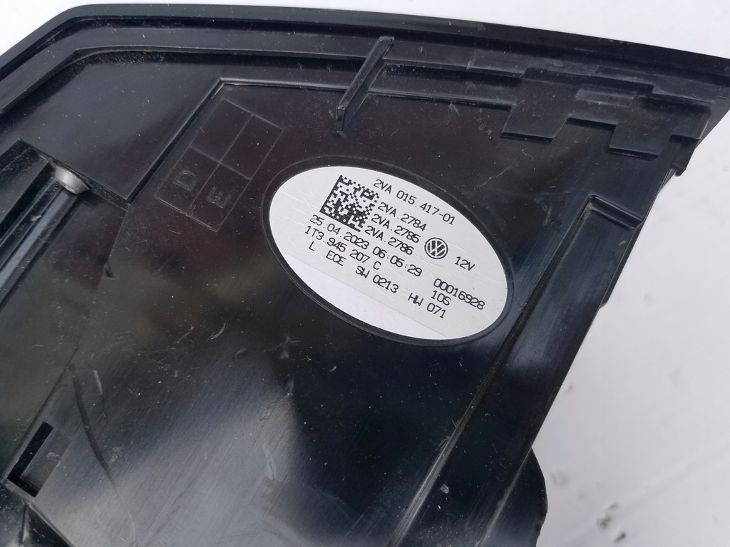 фото №8, Лампа задняя vw id. buzz