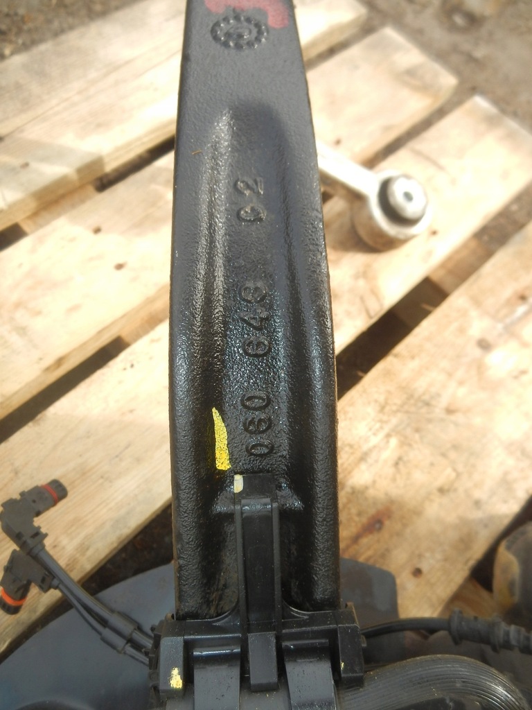 фото №4, Поворотний кулак права перед mercedes w164 164 3.0cdi