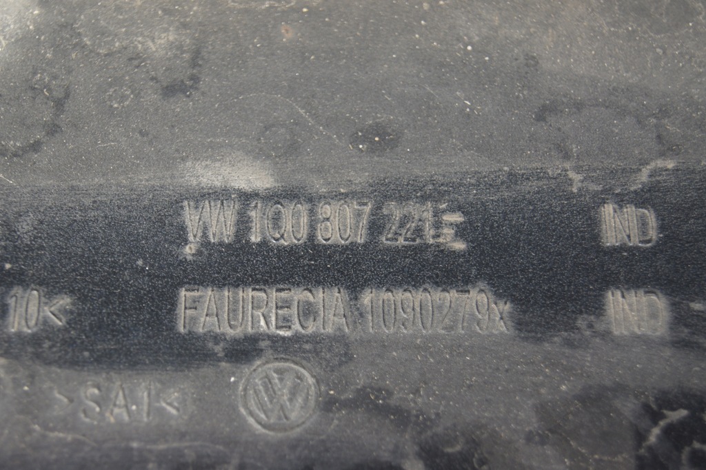 фото №14, Бампер передний vw eos 1q0807221e