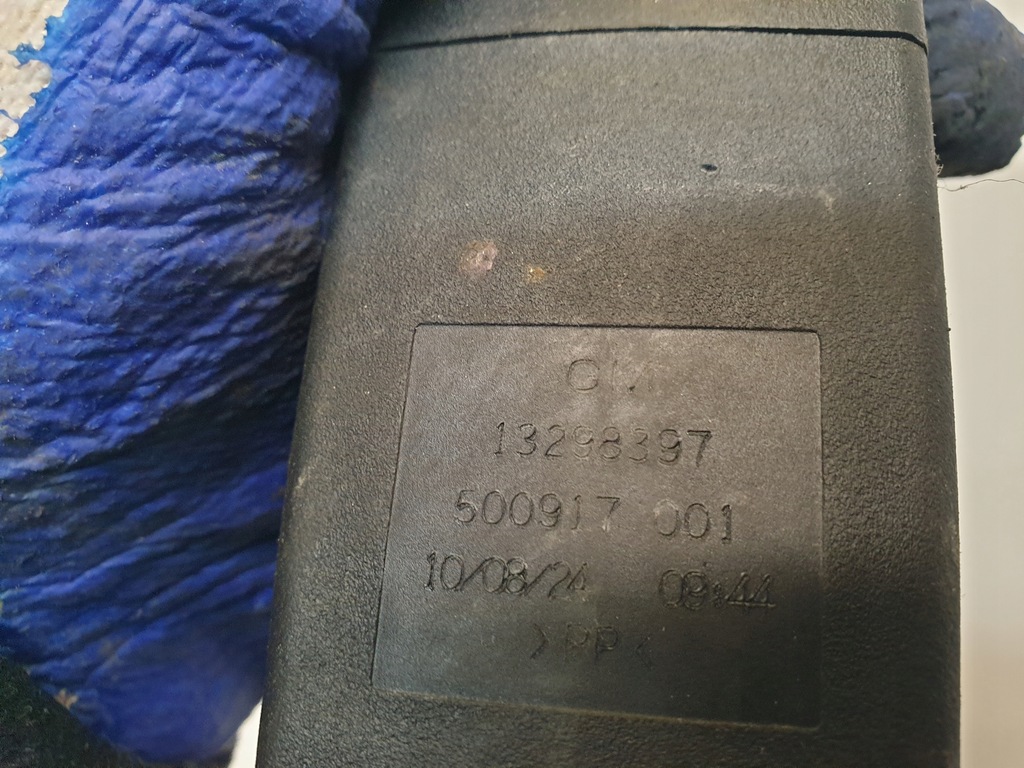 фото №3, Клипса ремней opel insignia a 13298397