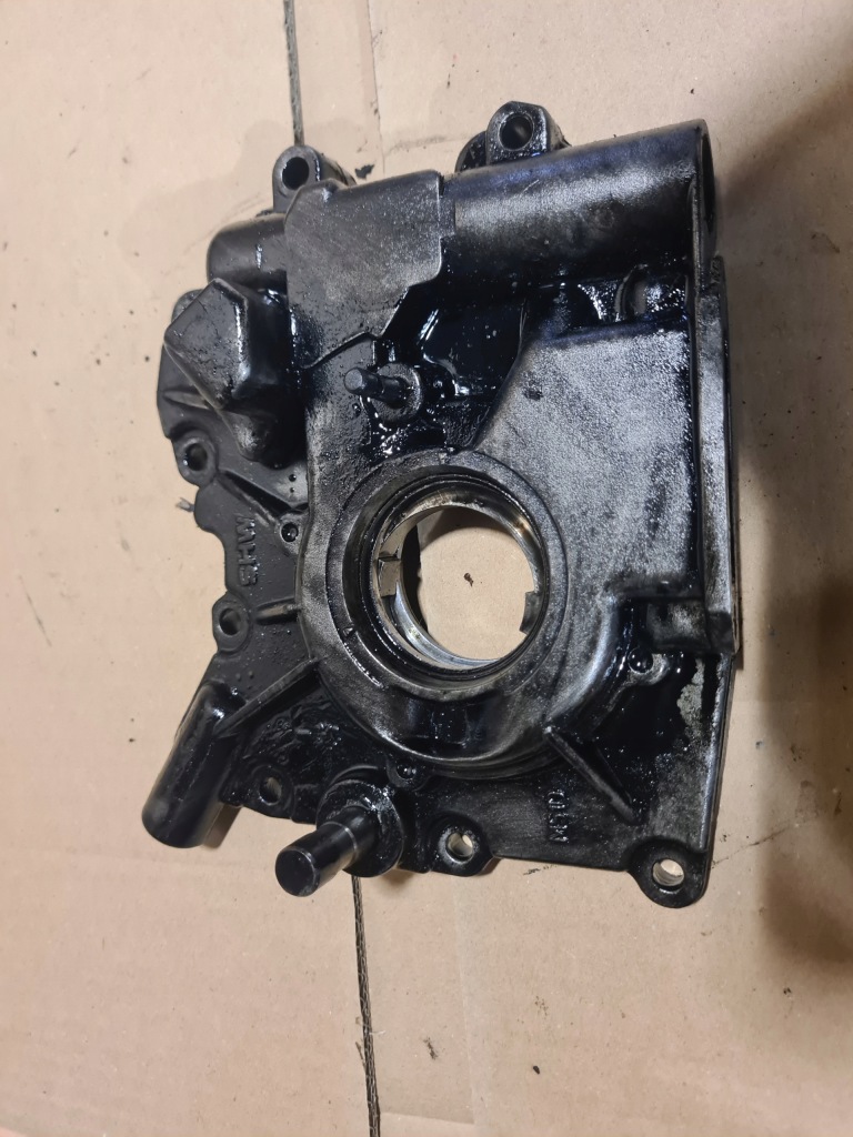 фото №1, Насос масла 2.5 tds land rover ranger ii p38 discovery bmw e36 e34 e39 e38