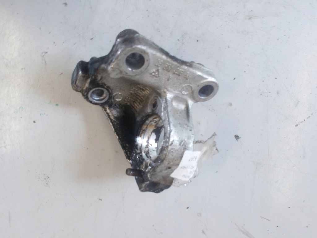 фото №5, Citroen c3 picasso опора приводной вал 9680276880