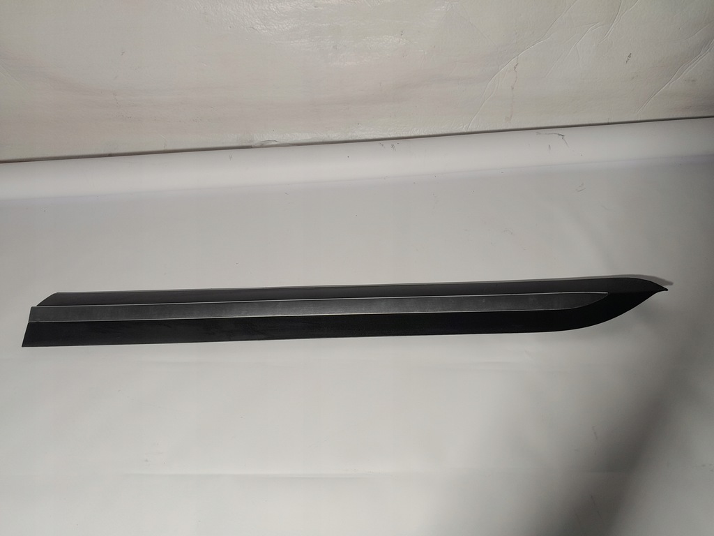 фото №1, Kia carnival 2022 молдинг поріг 87723-r0100