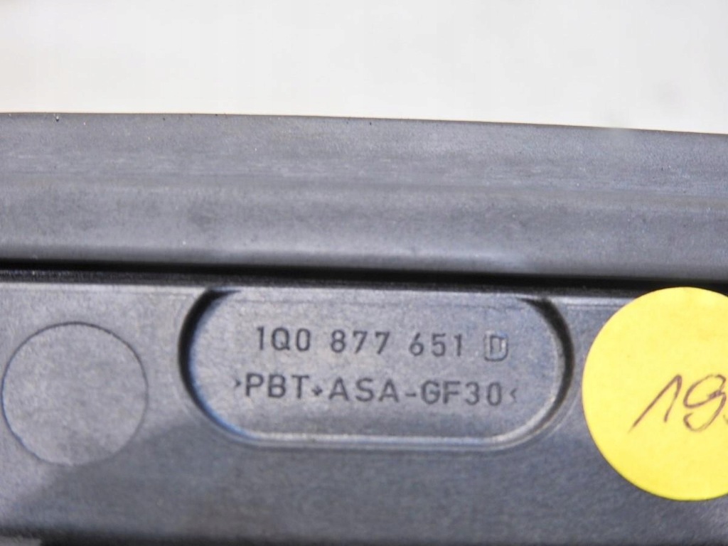 фото №5, Ветрозащитный экран защита ветровик vw eos 1q0877651d