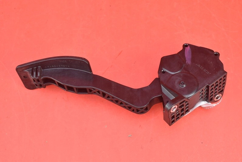 фото №5, Потенциометр педаль газа eu 36010al071 subaru outback 5 v 2.5 175 km 14-19