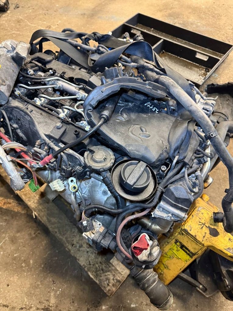 Двигун bmw 11000442932 Зі Шроту