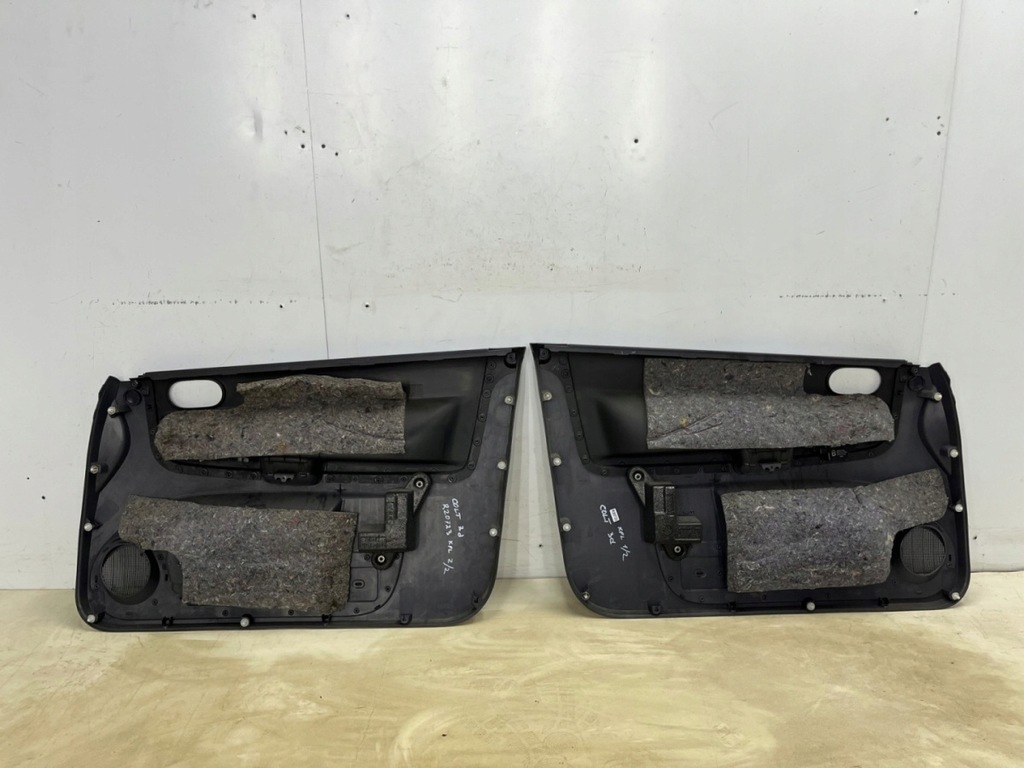 фото №13, Обивка mitsubishi colt z30 vi 6 04-12r. 3d обшивки дверь комплект