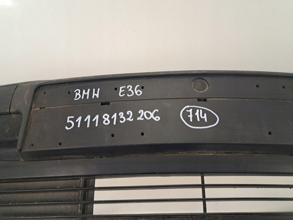 Bmw 3 e36 1990- бампер передній перед 51118132206 Недорого