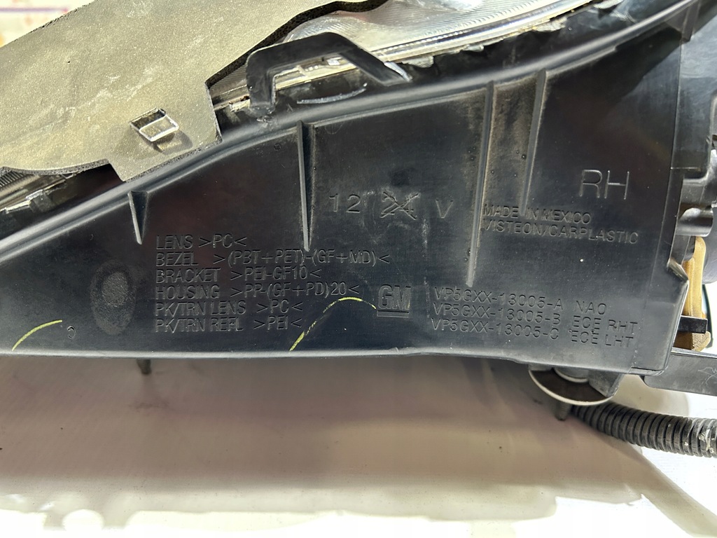 фото №8, Лампа фара перед передняя правая chevrolet corvette c6 2005r-