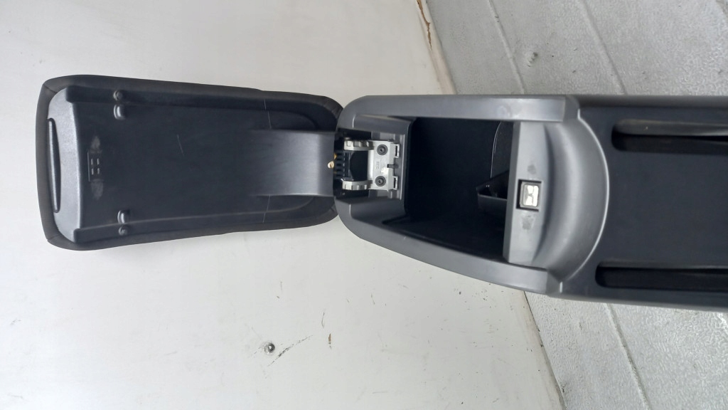 фото №6, Туннель средний renault megane 8200079091