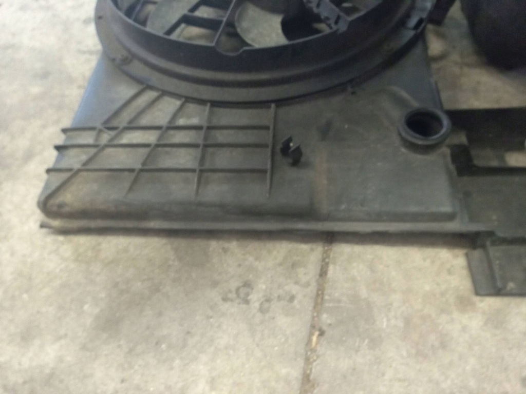 Вентилятор радиатора volvo s70 v70 v70 xc 9445261 в Украине