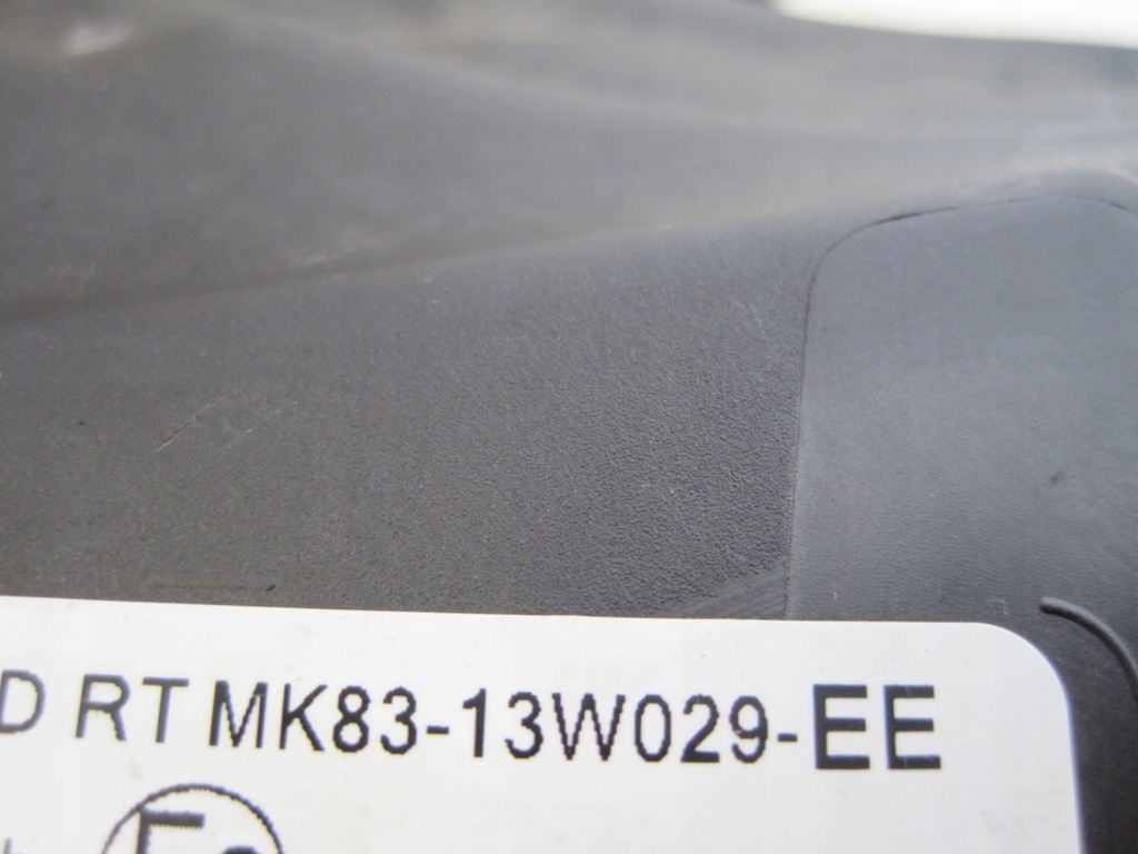 фото №9, Лампа full led jaguar f pace lift mk83-13w029-ee правая