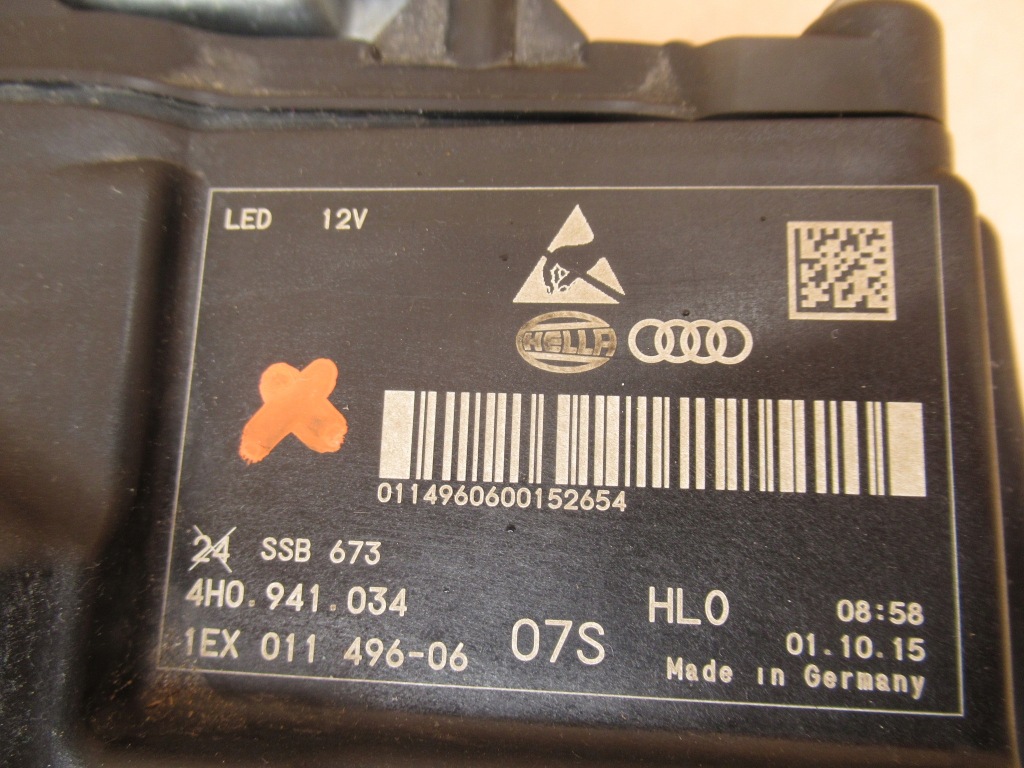 Audi a8 d4 lift лампа full led matrix права 4h0941034 usa Київ