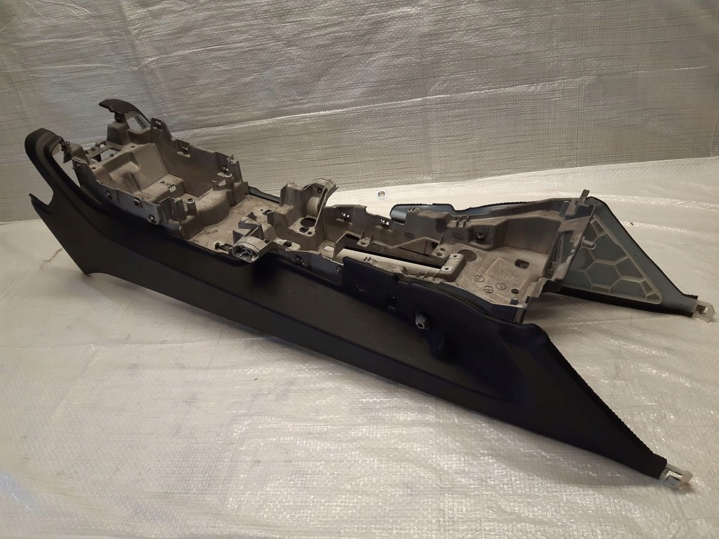 фото №1, Porsche cayenne 7p туннель средний