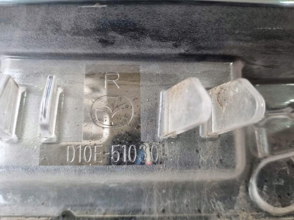 фото №8, Mazda оригінальний номер d10e-51030 лампа передня