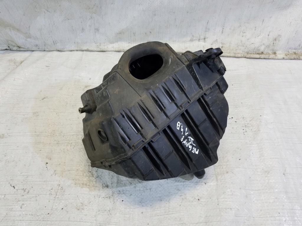 Купити Корпус фільтра повітря renault megane iii 1.4 tce