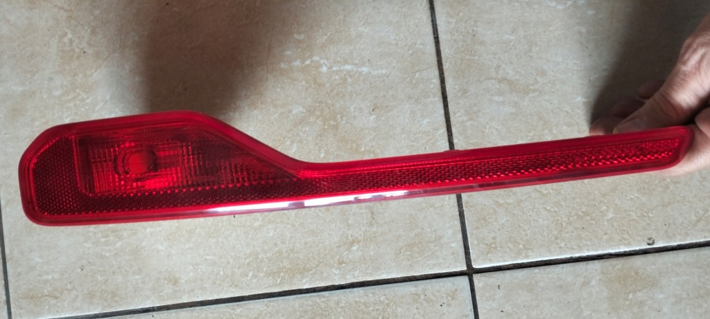 фото №1, Volvo xc40 відбивач лампа w бампер задня задній правий 31656866