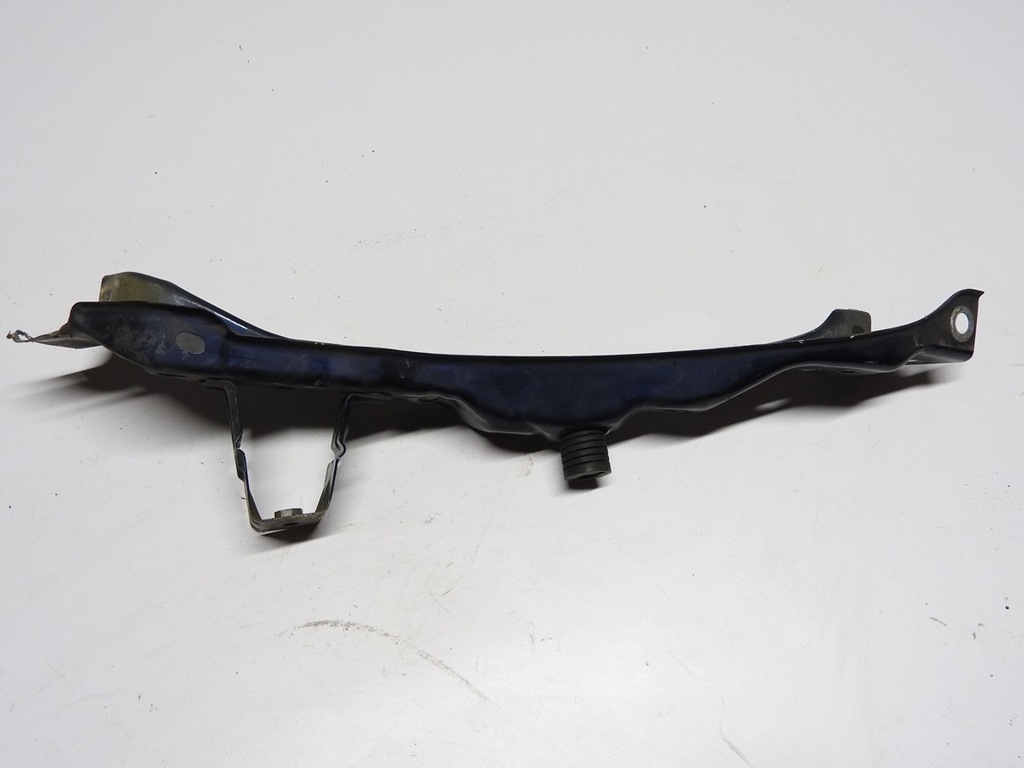 фото №6, Toyota auris i 06-09 кронштейн лампы правый перед