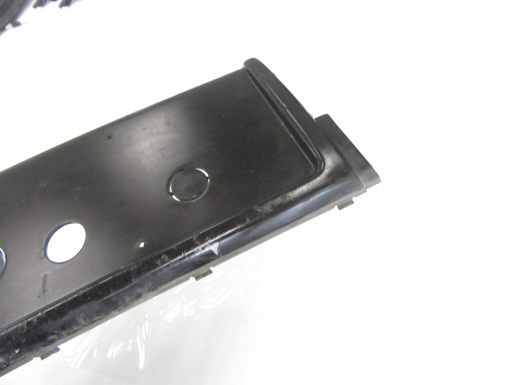 Молдинг решётка бампера перед bmw e34 седан универсал в Украине